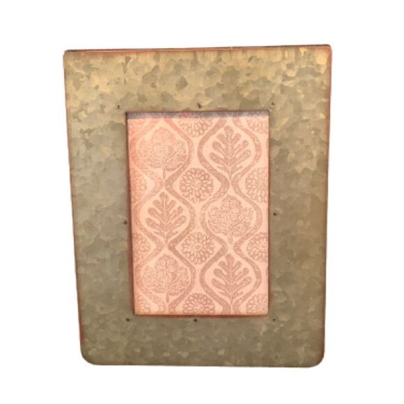 Rustic Galvanized Metal 4x6 Double Photo Frame – Industrial Farmhouse Tabletop D - Picture 3 of 7